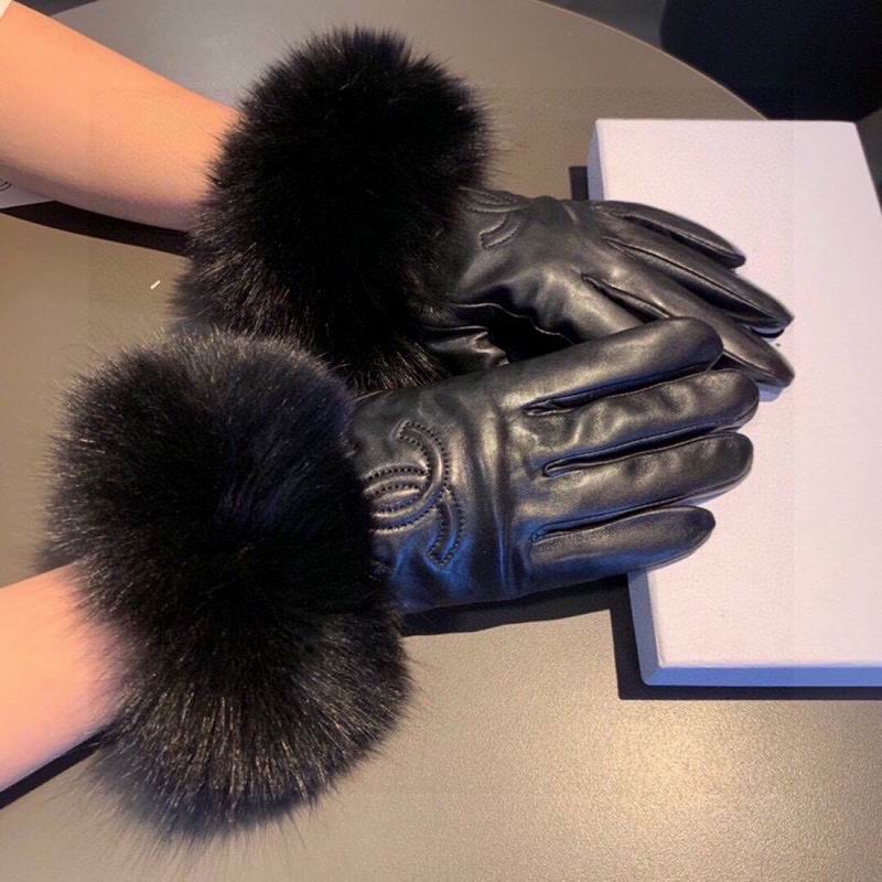 Chanel gloves hm244